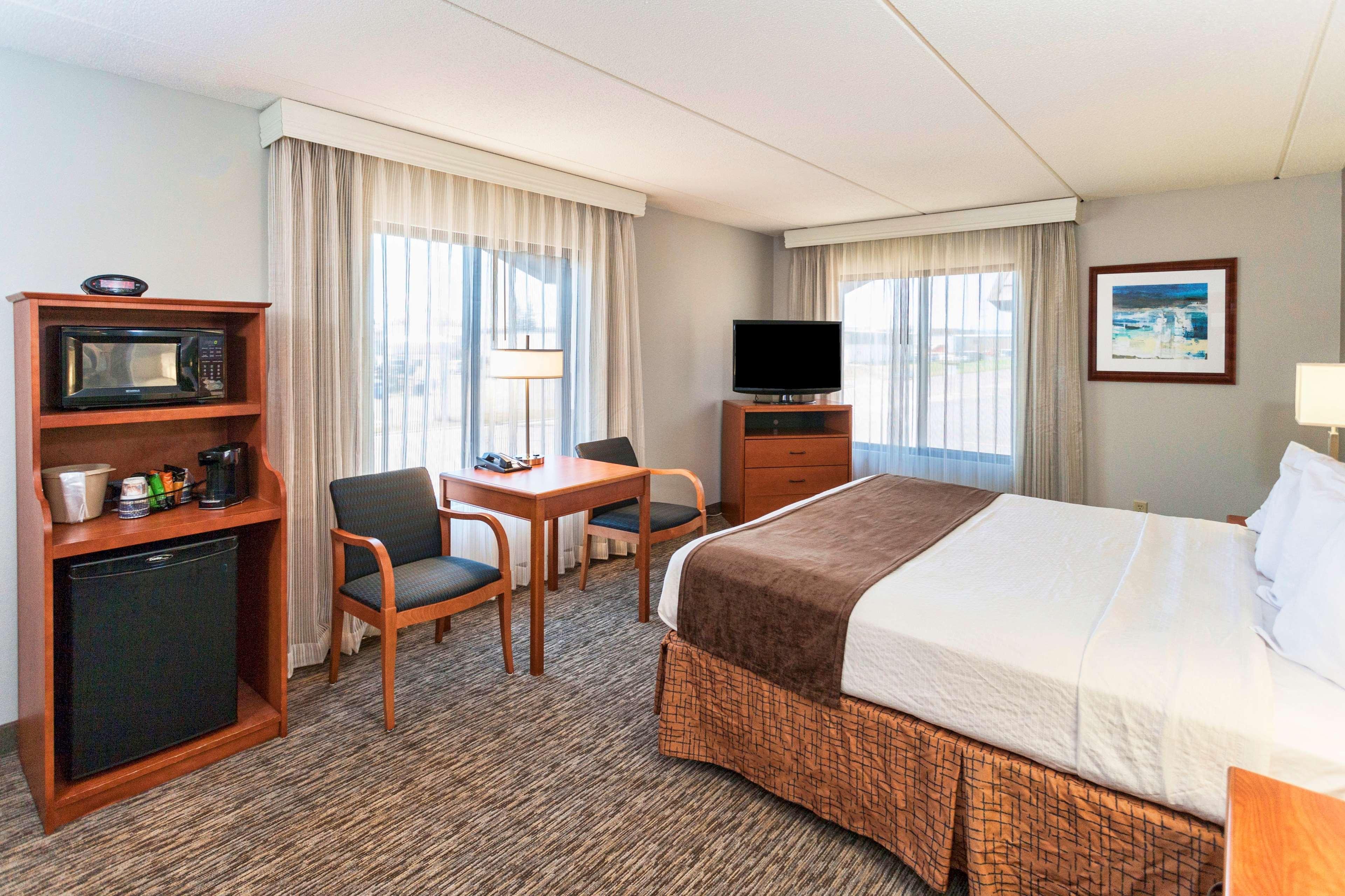 סופריור Best Western Bridgeview Hotel מראה חיצוני תמונה