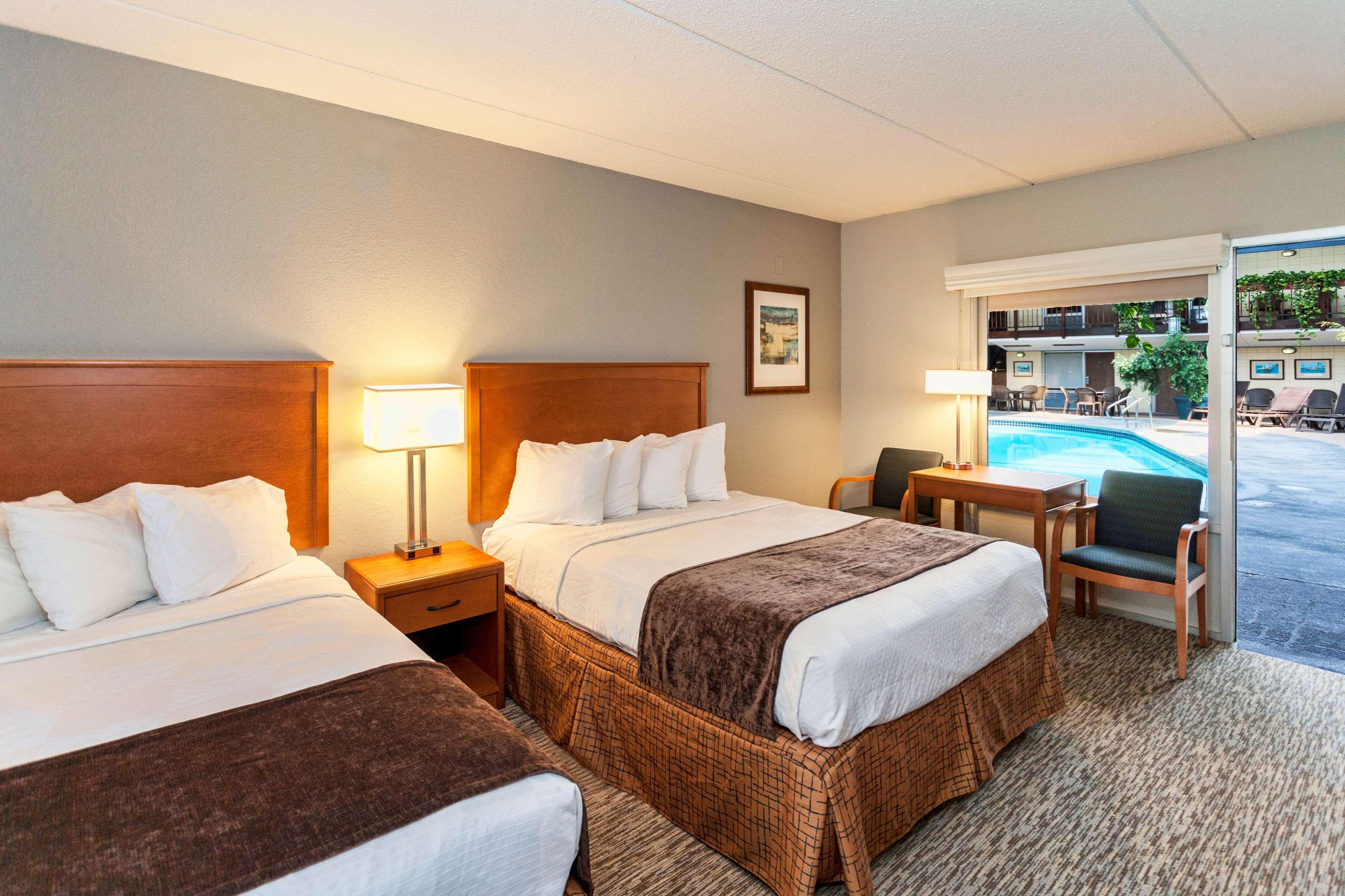 סופריור Best Western Bridgeview Hotel מראה חיצוני תמונה