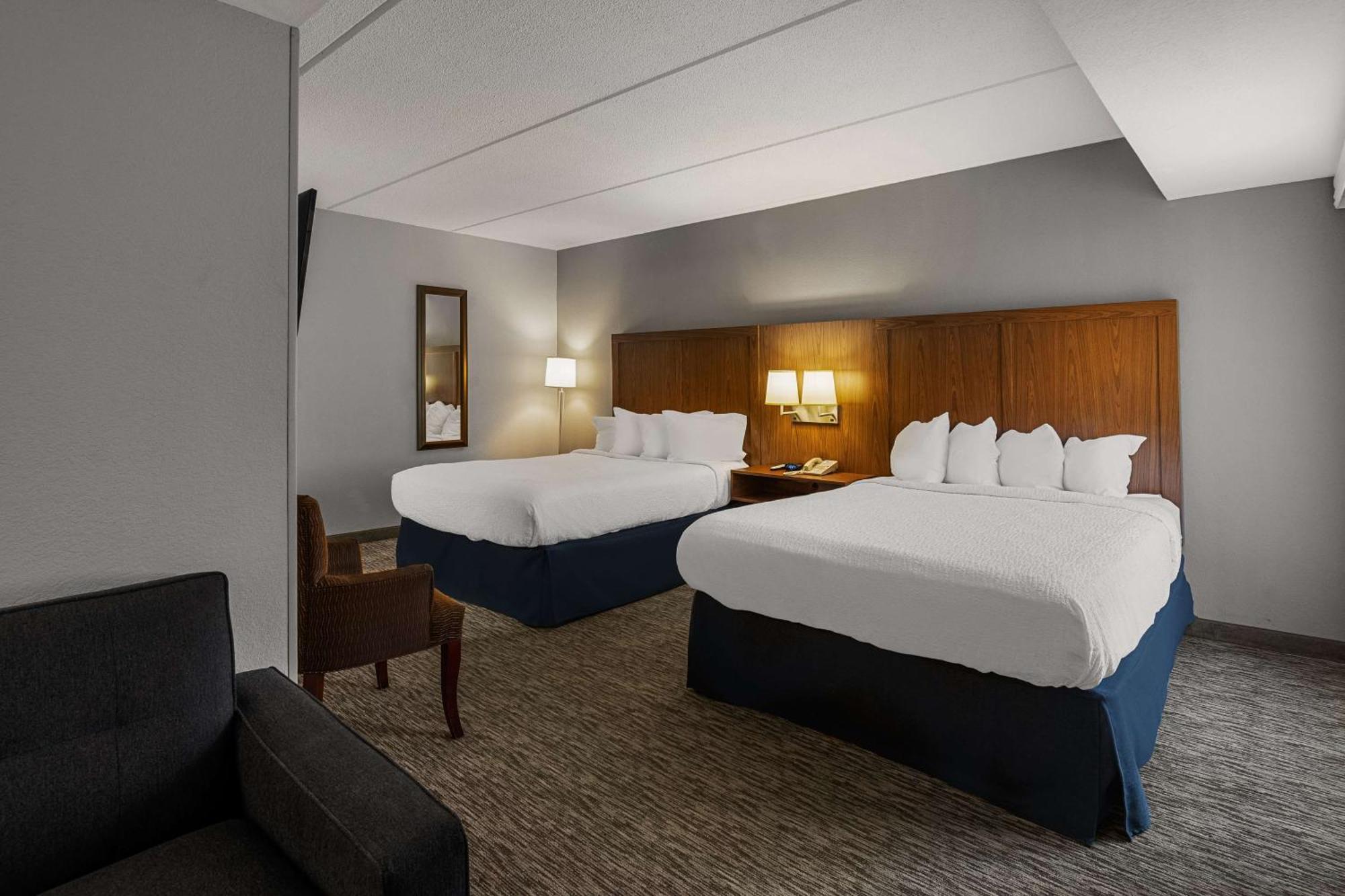 סופריור Best Western Bridgeview Hotel מראה חיצוני תמונה